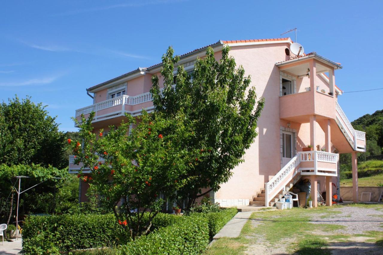 Apartments With A Parking Space Kampor, Rab - 5029 Exterior foto